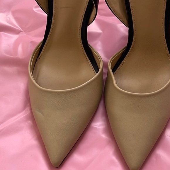 EXPRESS TWO-TONED BEIGE AND BLACK SLINGBACK HEELS - Picture 8 of 9